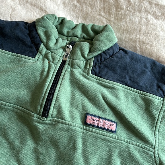 Vineyard Vines Men’s Shep Quarter zip - Picture 2 of 4